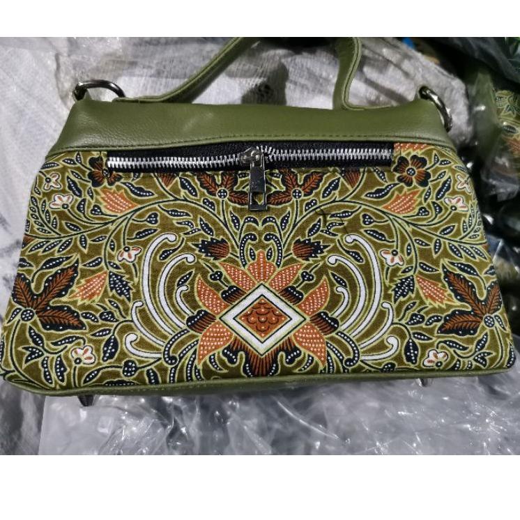 {GMD.10Jn22ˣ} Tas batik persit