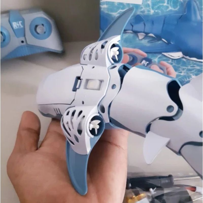 Rc 2.4Ghz Toy Shark Mainan Remot Control Ikan Hiu Bisa Berenang / Ikan Hiu Shark