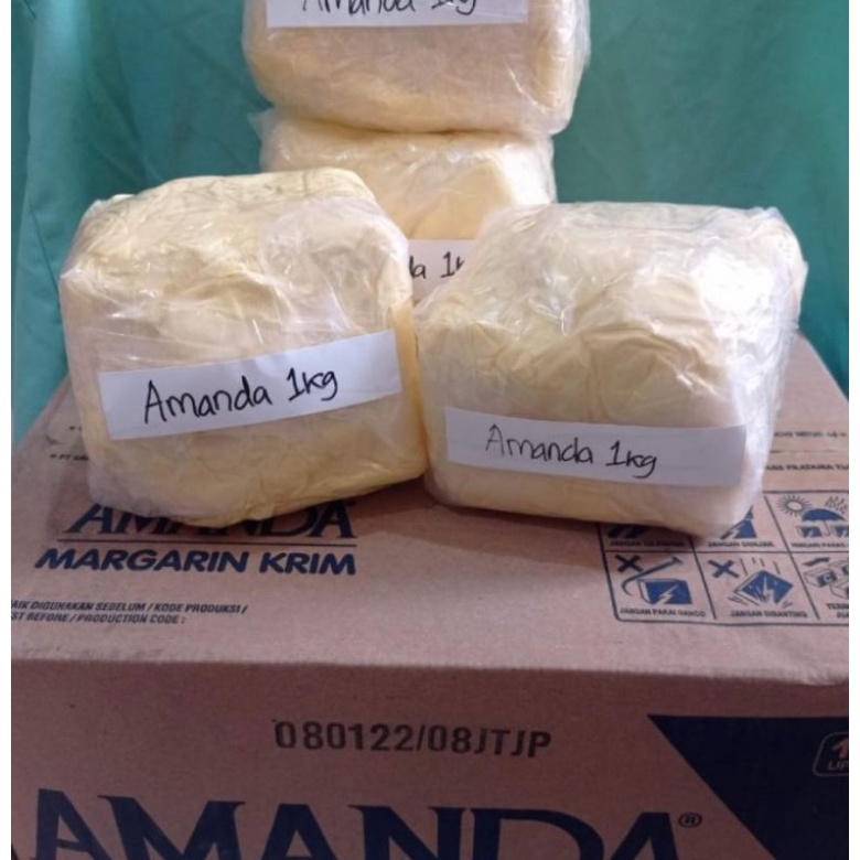 

AMANDA MENARA MARGARIN 1 KG 1000 GRAM MARGARINE mentega