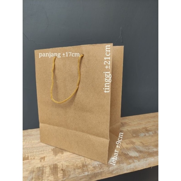 

paper bag/kantong kerts coklat polos uk. 21x17