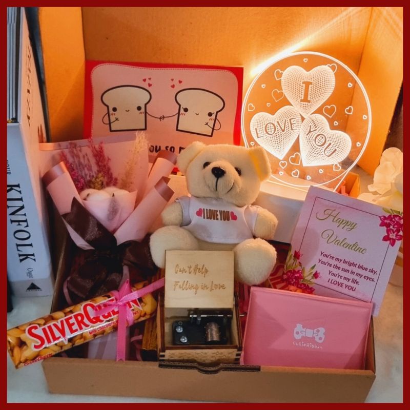 Hampers Ulang Tahun / Hadiah Pacar / Kado Cewek