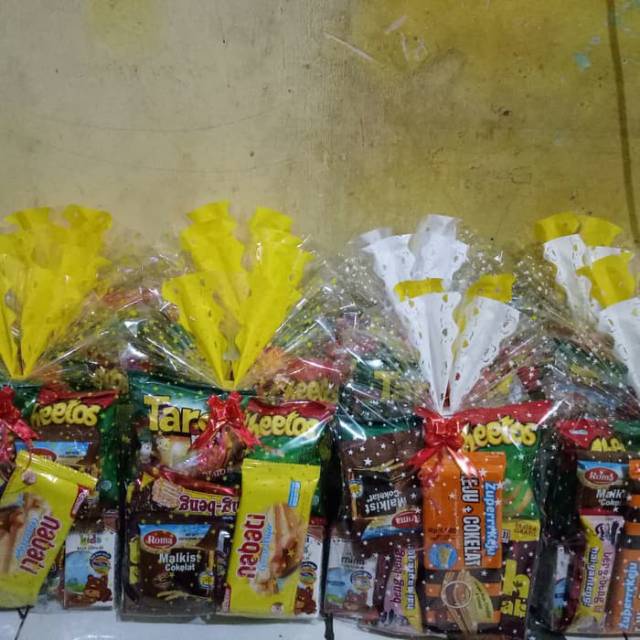 

Snack Ulang Tahun Paket Hemat