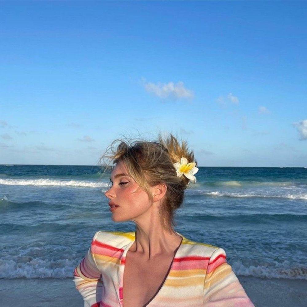 NEEDWAY Plumeria Hair Claw Gadis Lucu Gradien Hiu Ambil Klip Pantai Liburan Temperamen Bunga Rambut Cakar