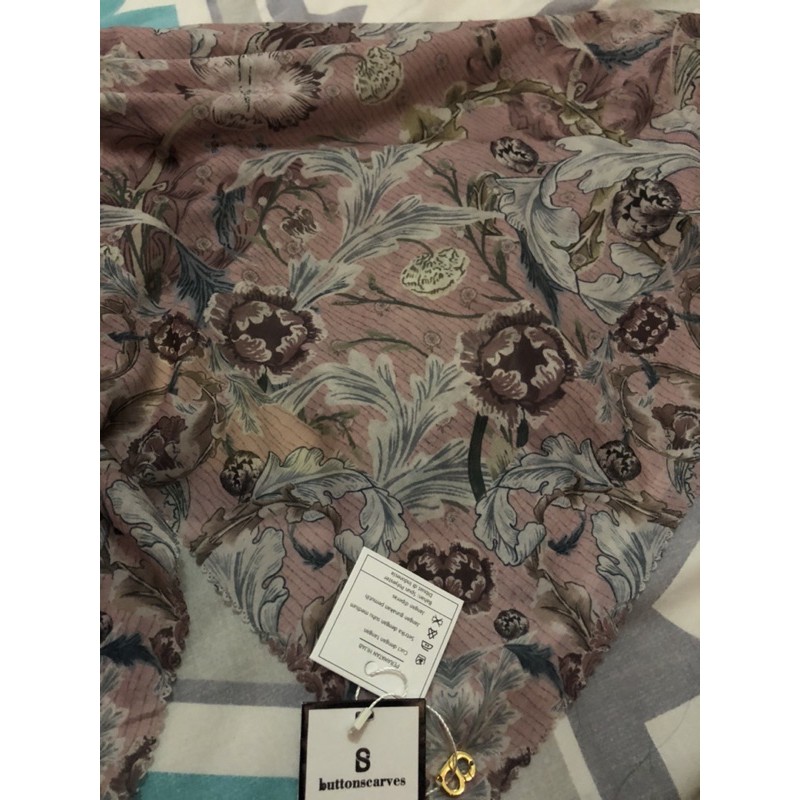 buttonscarves royale series pink