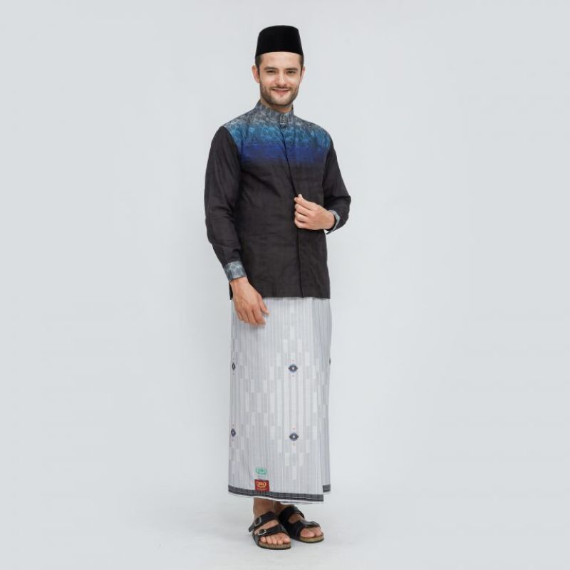 Sarung BHS Excellent Gold Motif Songket Piramida Putih Biru