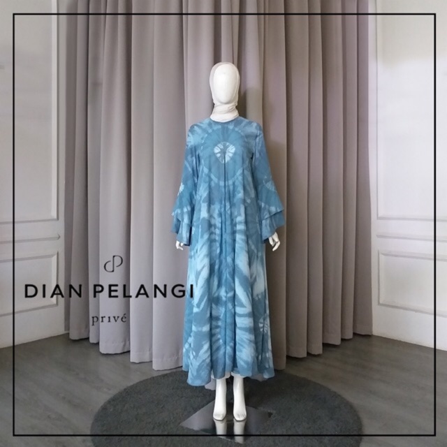 UMBRELLA DRESS CERUTI ABSTRAK SLEVEE by DIAN PELANGI