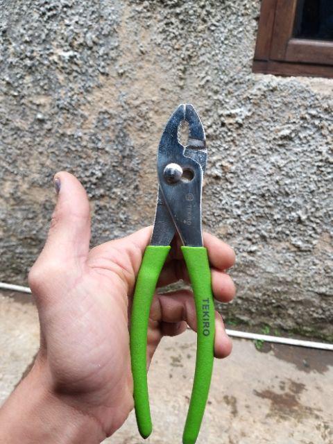 Tang Bongkar Pasang 6 ~ 8 Inch / Slip Joint Pliers Tekiro ( Jepit / Bengkok / Patah )