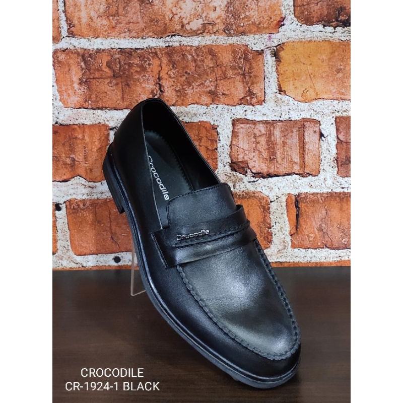 sepatu pria ,sepatu cowok ,sepatu santai cowok sepatu casual/formal CROCODILE original