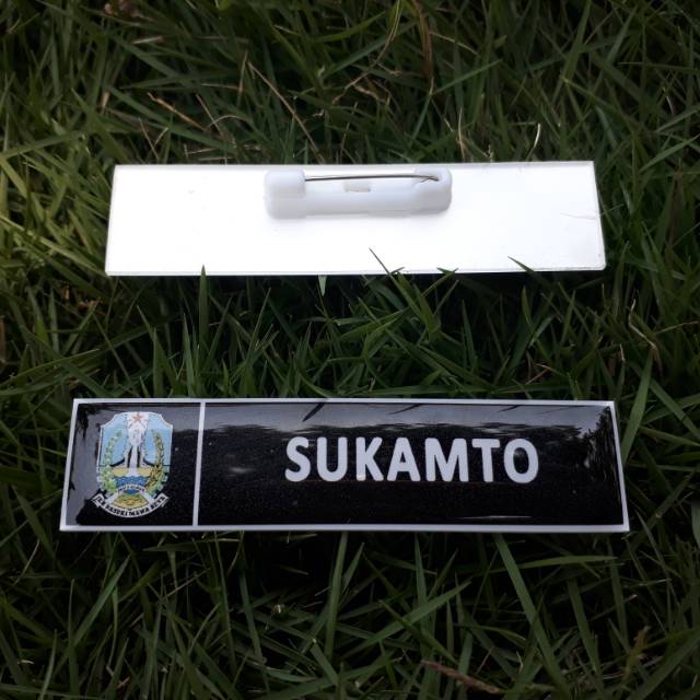 

Name Tag Papan Nama Dada Logo MINIMAL BELI 10pc