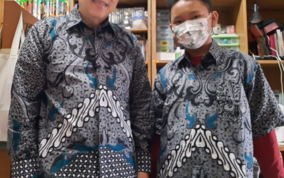 Baju Kemeja Batik Cowok Pria Lengan Panjang Seragam Jumbo Terbaru 2021