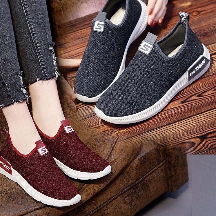 Smile Sepatu Skechers Slip on Sneaker Skecher Korea Sepatu Fashion Wanita 6011 