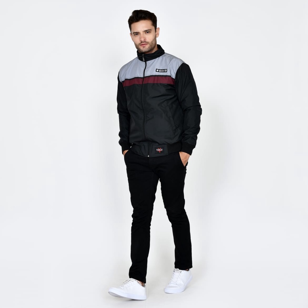 Jaket Parasut Pria Outdoor Running Olahraga Sport Winbreakers Premium