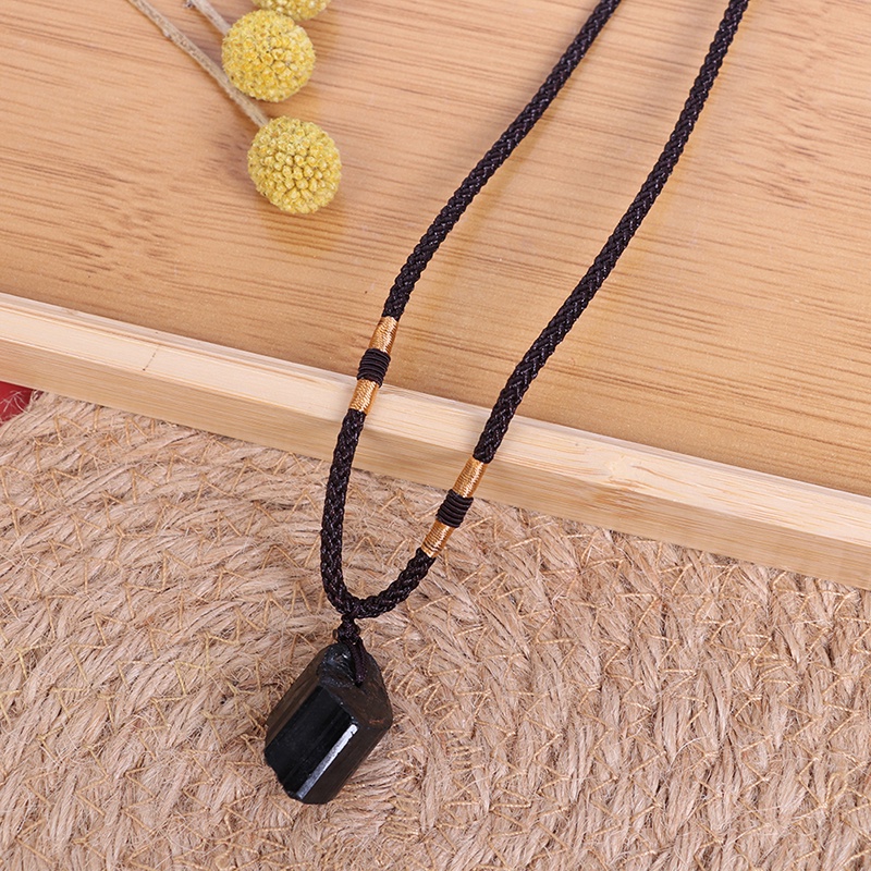 Kalung Liontin Batu Kristal Turmalin Hitam Alami