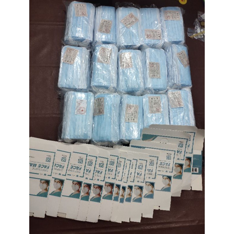 FerenHongXia (COD) ISI 50PCS !! MASKER DISPOSABLE PROTECTIVE FACE MASK EARLOPP 3 PLY