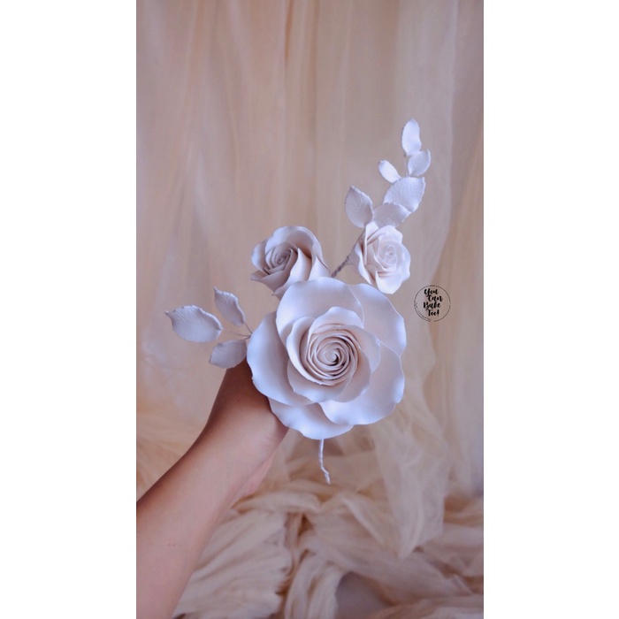 

White Rose Gumpaste Bouquet