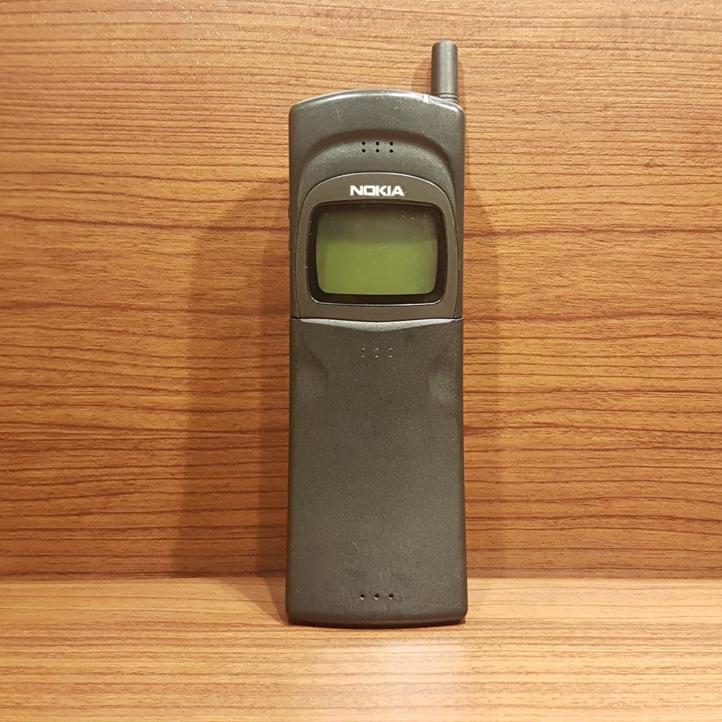 HP Handphone Nokia 8110 Pisang Jadul Antena Original Siap Pakai Mantap Not 9500 or 3810