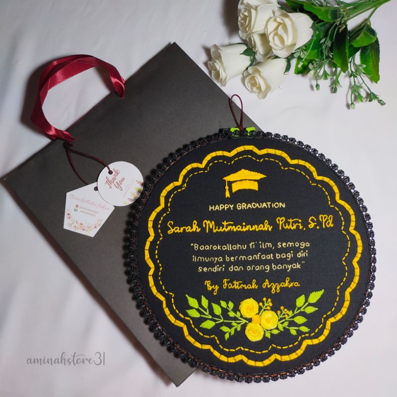 SULAMAN TANGAN / 25CM / KADO WISUDA / UNIK / EMBROIDERY HOOP ART / KREASI BENANG / DIY
