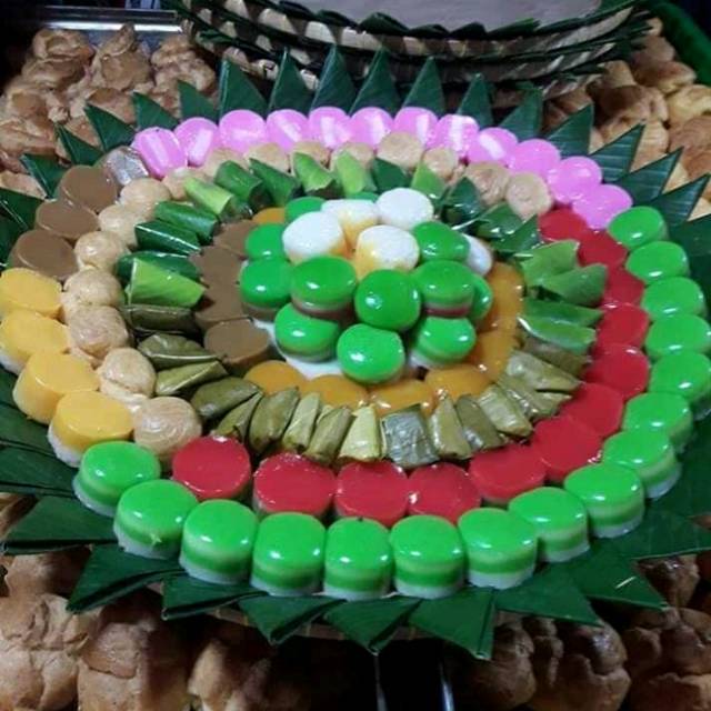 

Kue tampah