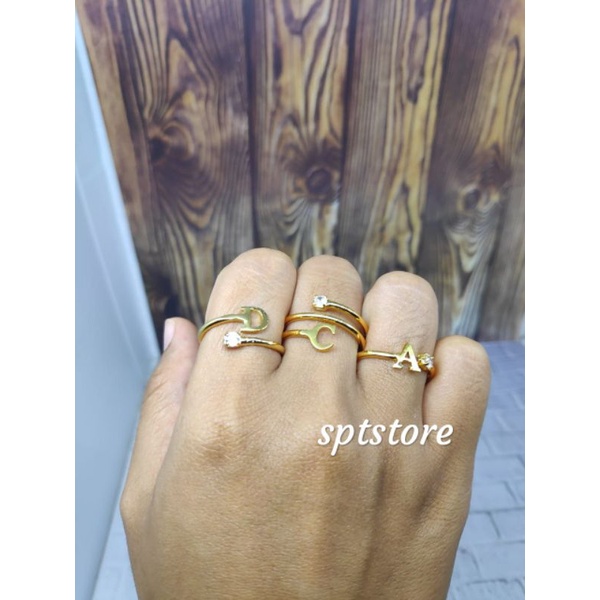 cincin huruf berlapis emas