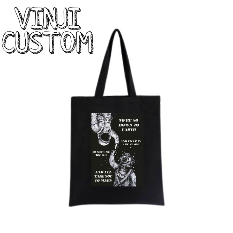 Tote bag ASTRONOUT / tote bag resleting DISTRO / totebag hitam / totebag wanita / tote bag pria / ta