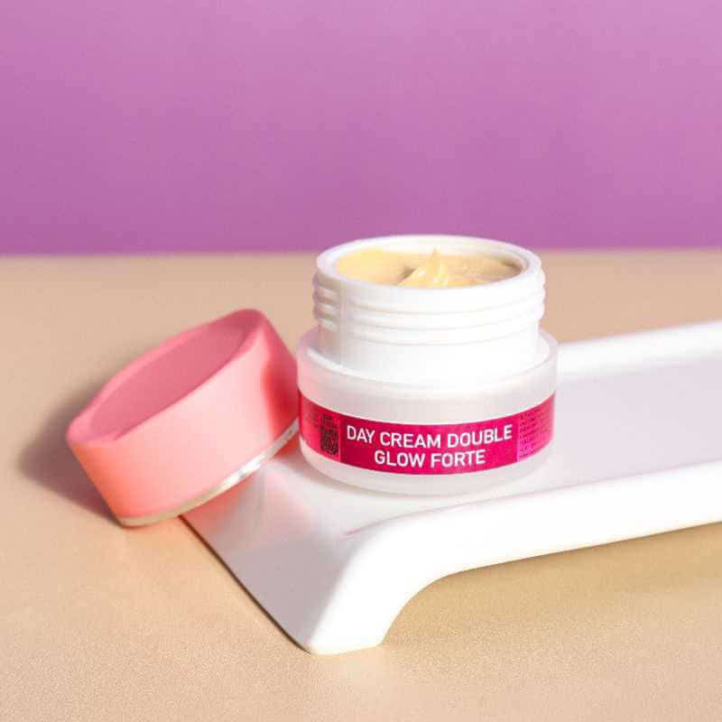 DAY GLOW BB CREAM/DAY FOUNDATION GLOW/DAY DOUBLE GLOW FORTE