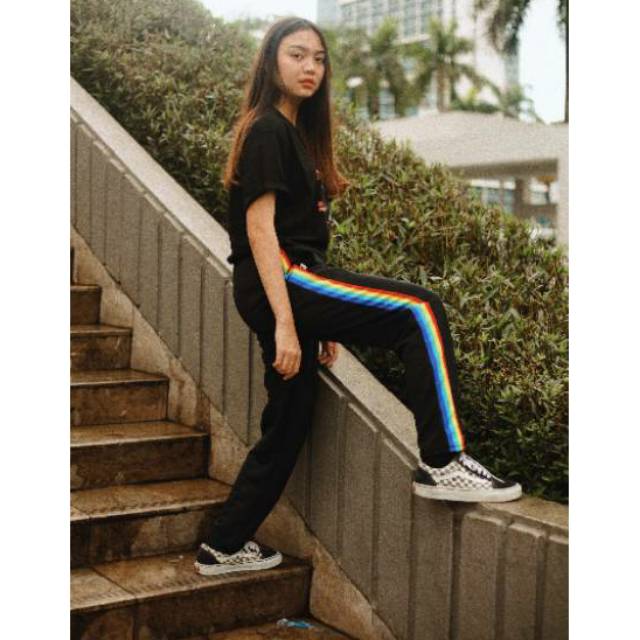 Trackpants Rainbow 0.2