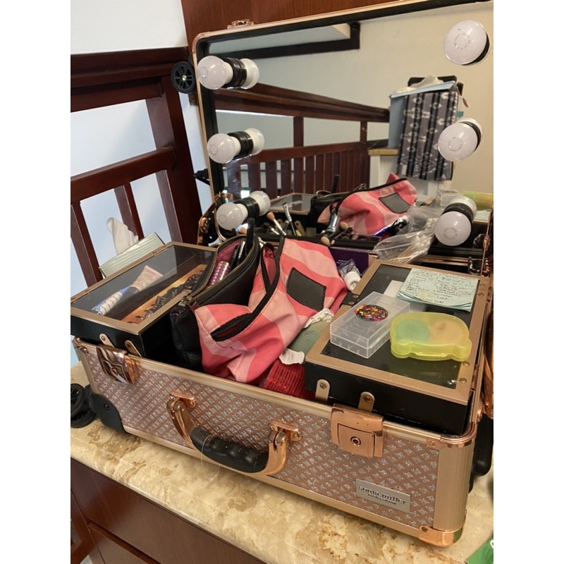 PRELOVED JAMIN MURAH SONIA MILLER BEAUTY CASE