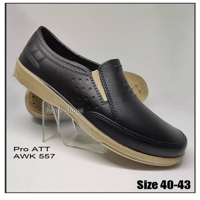 Sepatu Pro ATT AWK 557 Pria 40-43 Hitam PVC Karet Pria Kerja / Sepatu Sneakers Slip On Pria Karet