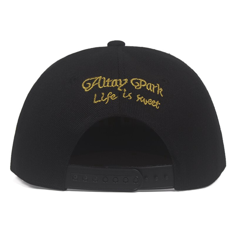 2021 Topi Baseballsnapback Desain Bordir Mahkota Gaya Punkhip Hop Adjustable Untuk Pria