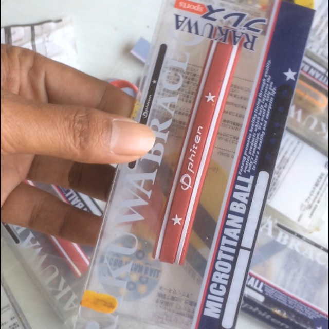 Gelang rakuwa phiten