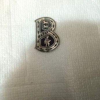 Emblem peneng sepeda kuno BATAVUS depan