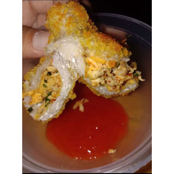 

cireng isi ayam suwir,jando,usus,ati maknyos