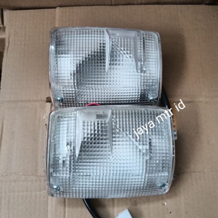 lampu sen Isuzu panther harga sepasang kanan kiri