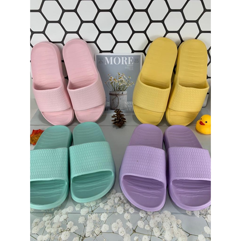 Sandal Slop Miniso Polos