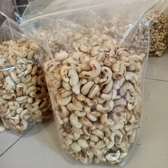 

Kacang Mede Bakar Wonogiri 1 kg