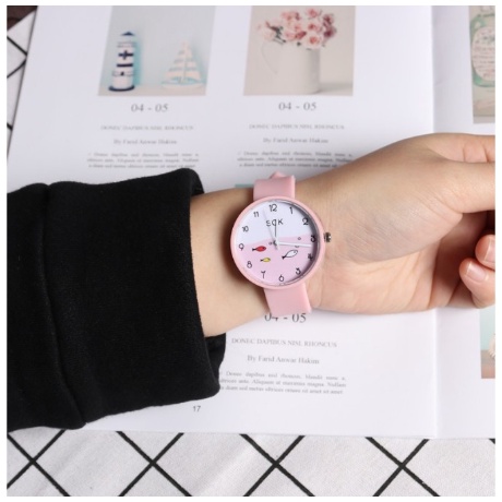 COD✅[Ready Stock] JAM TANGAN - JAM TANGAN WANITA ANALOG / JAM TANGAN FASHION WANITA SHSHD-Motif Pink