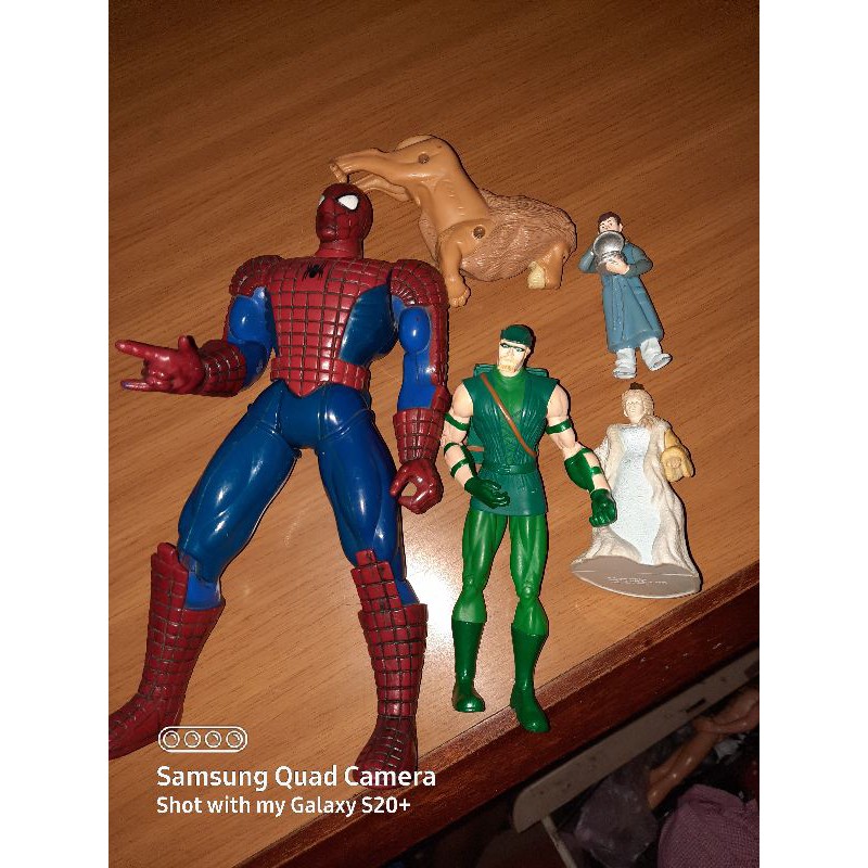 Action Figure marvel DC comics narnia Spiderman Green Arrow Take all