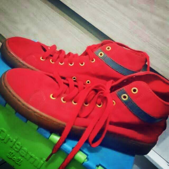 Sepatu League Original Merah Zumba Preloved
