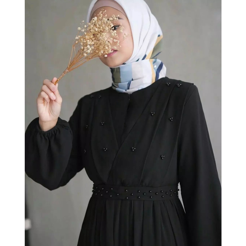 Mutiara dres - dress gamis modern mutiara / dress modern busui friendly / dress model terbaru 2023 / dress modern kekinian / dress model korea / dress model terbaru / dress model belanda / dress modis / dress modern kondangan / dress remaja kekinian