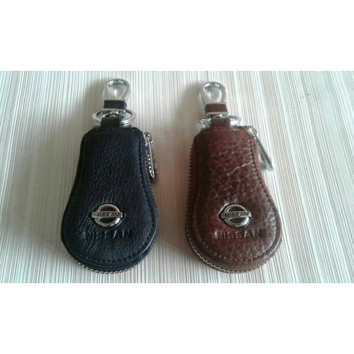 Gantungan kunci mobil Nissan