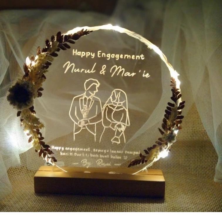 [KiW ㊑] ACRYLIC CUSTOM foto Lettering Led Kado untuk Wisuda Nikah Ultah Engagement dan lainnya free 