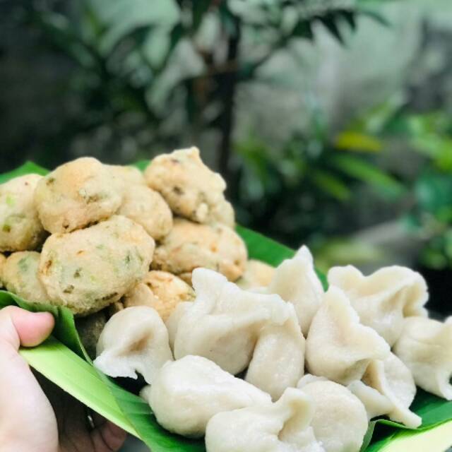 

Pempek Telor dan Tahu