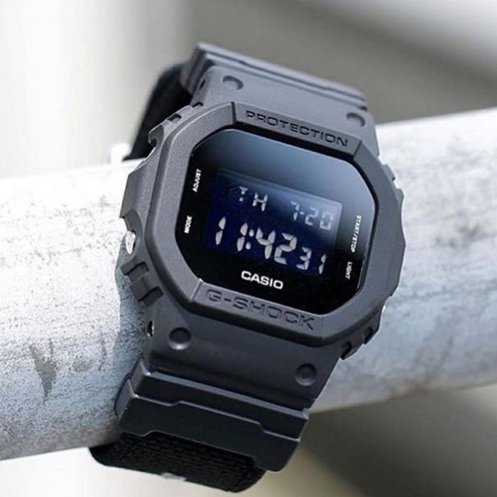 JAM TANGAN PRIA WANITA GSHOCK DW 5600 DIGITAL GS