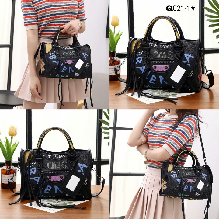 Premium Quality Balenciaga Classic City S Graffiti Uk29.5 Bag Q021-1