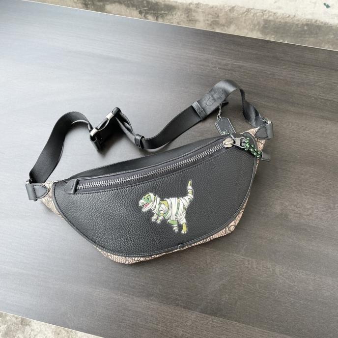 COACH RIVINGTON BELT BAG DINO BLACK -WAISTBAG COACH-TAS COACH-COACH DGD64654E