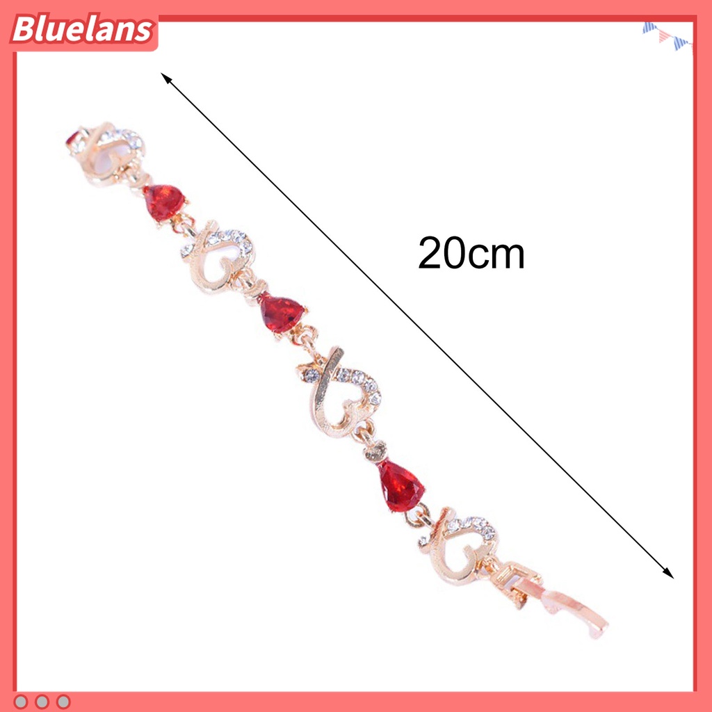 Gelang Rantai Desain Hati Hollow Aksen Berlian Imitasi Warna Merah Bahan Alloy Untuk Wanita
