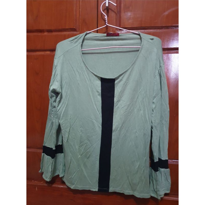 Preloved Blouse Tosca Imaroon