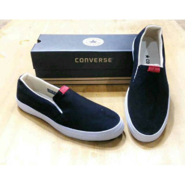 Converse slip on