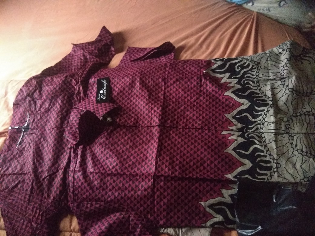 Batik Couple Seragaman Batik Sarimbit