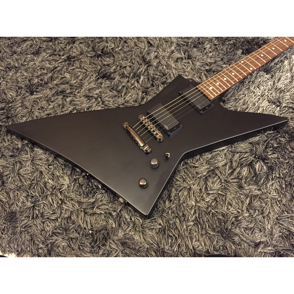 ESP FX-STD BKS sn SS1252401